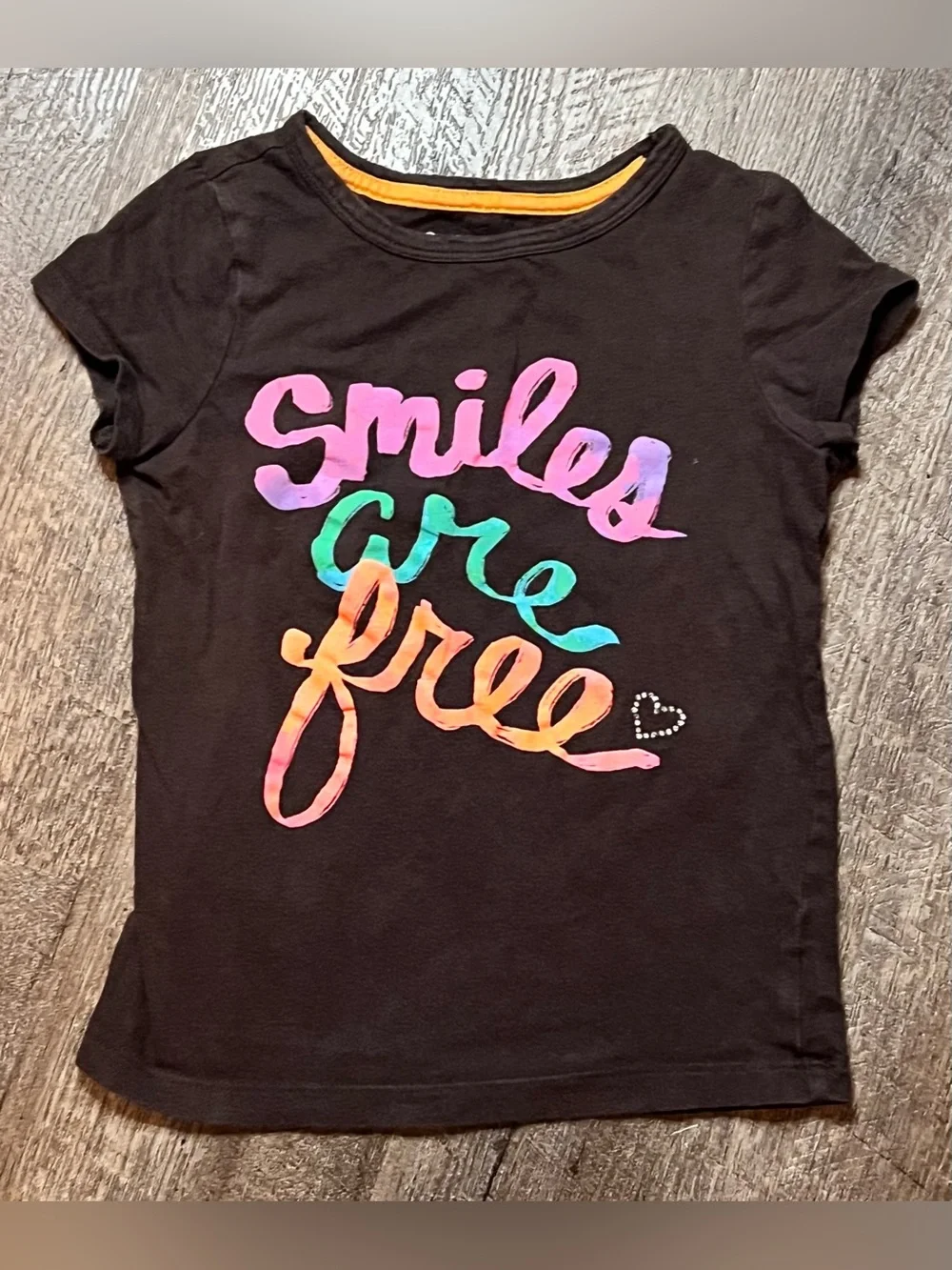 Gap Kids Girls XS 4-5 Smiles Are Free Graphic T-Shirt Black Rainbow